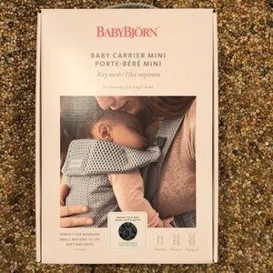 Baby Björn Mini Baby Carrier - Airy Mesh. Anthracite/leopard print.